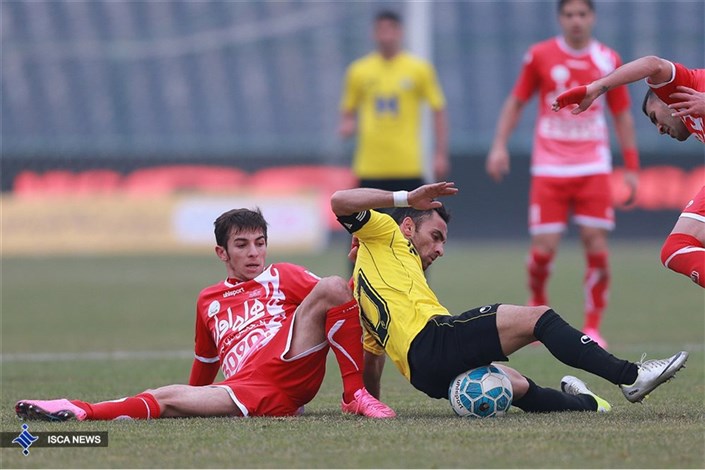 هافبک پرسپولیس بازی با پدیده محروم شد