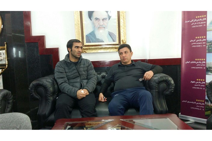 دیدار قلعه نویی با کیانی و حاتمی در هتل+عکس