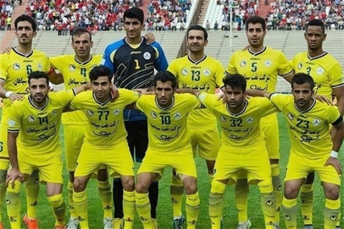  بازیکنان نفت تهران شارژ مالی شدند