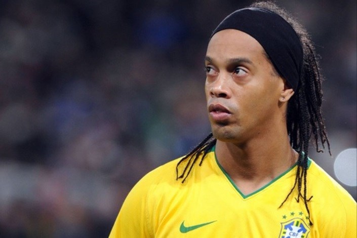 دندان خرگوشی برزیل از فوتبال خداحافظی کرد