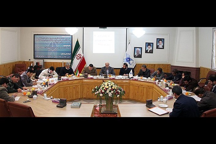 رییس دانشگاه آزاد اسلامی استان مرکزی عنوان کرد: ضرورت افزایش ارائه مقالات در راستای ارتقای مرتبه اعضای هیأت علمی