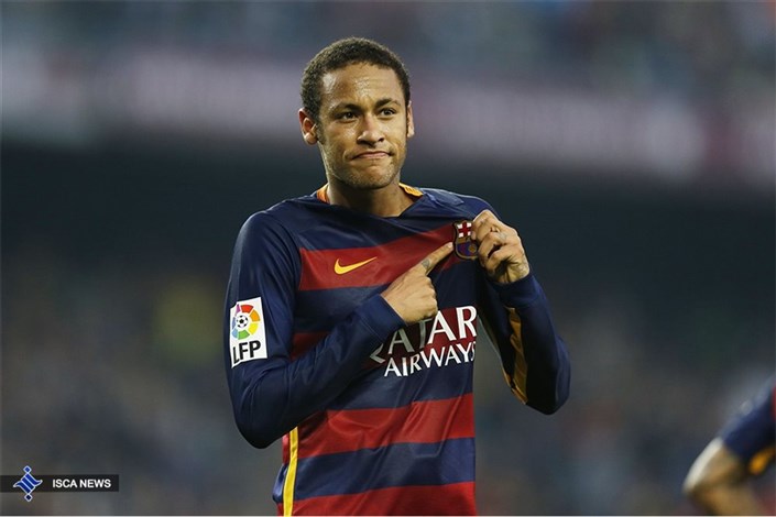  نیمار: قرار بود من ضربه دوم پنالتی مسی را بزنم اما سوارز نزدیک‌تر بود 