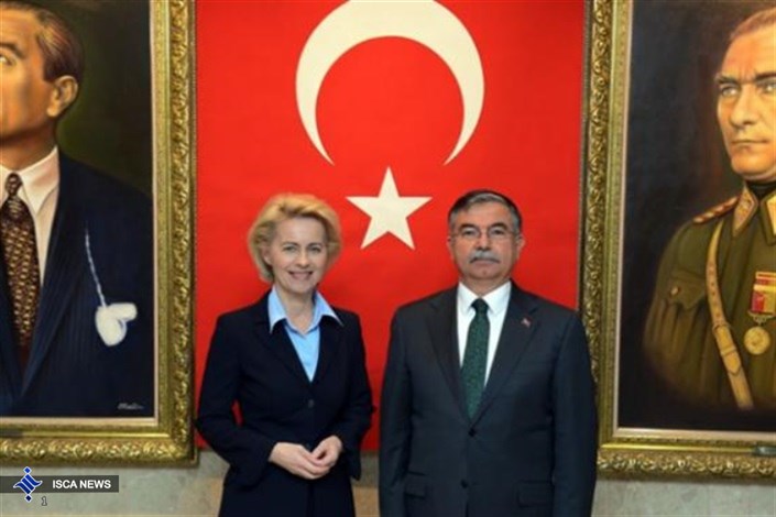 وزرای دفاع آلمان و ترکیه خواستار  اتحاد در برابر تروریسم  شدند