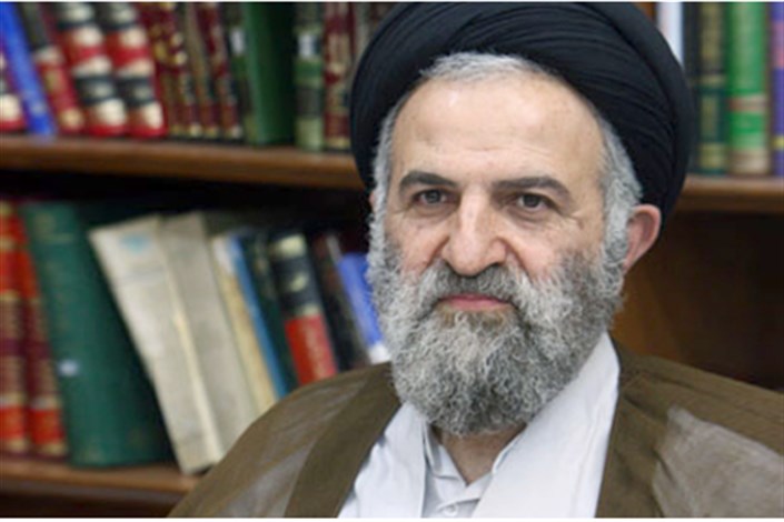 سیدمحمد غروی: احمدی نژاد به خاطر پرونده هایی که دارد، کاندیدا نمی شود