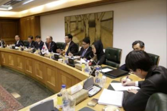پیشنهاد سیف به کره جنوبی برای ایجاد حساب مشترک در بانک های مرکزی دو کشور