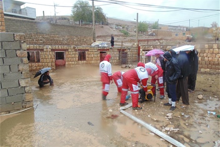 امدادرسانی هلال احمر به 15 استان متأثر از سیل و آبگرفتگی