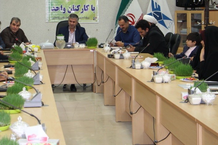 نشست کارکنان و اعضای هیات رئیسه با ریاست دانشگاه آزاد اسلامی واحد نور
