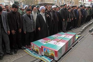 پیکر مطهر دو شهید مدافع حرم در زنجان تشییع شد