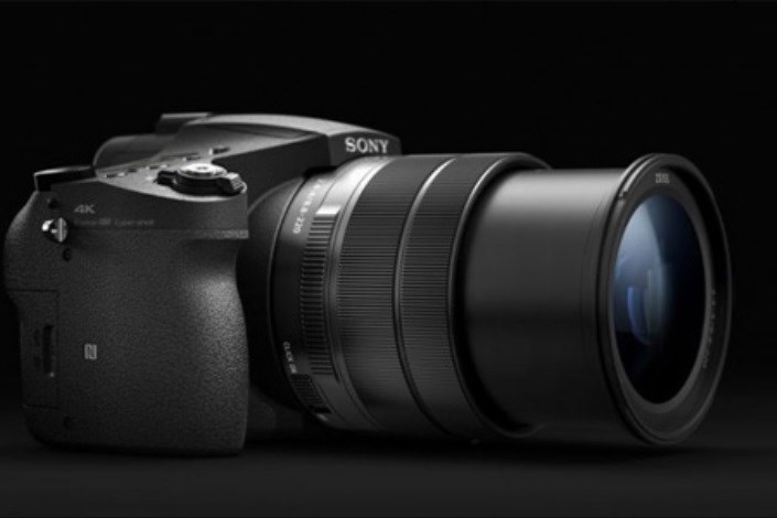 سونی دوربین سوپرزوم Cyber-Shot RX10 III را با زوم بیشتر و فیلمبرداری 4K معرفی کرد
