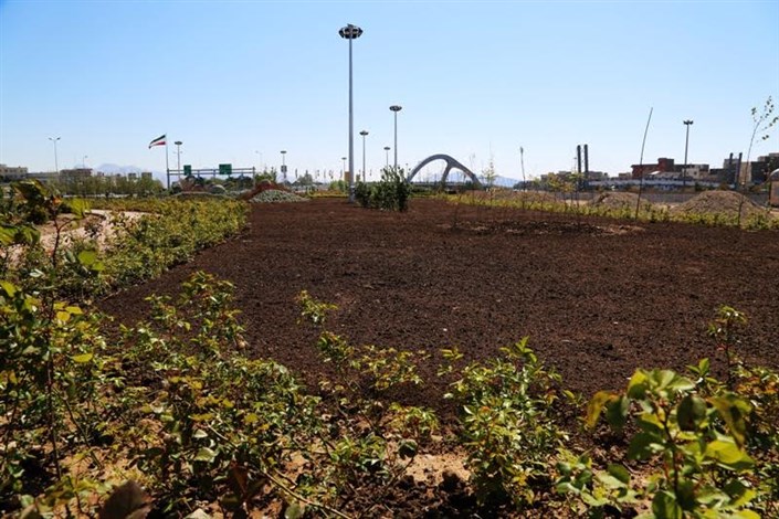 احداث پارکینگ عمومی ومجموعه ورزشی در بوستان 7 هکتاری تبسم