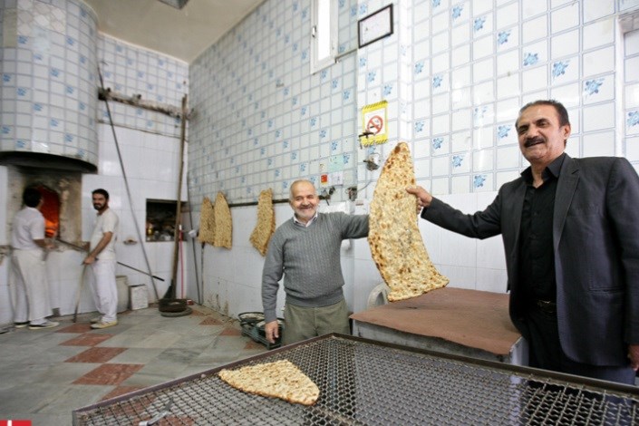 هدیه ویژه نانوایان ایرانی به همکار فرانسوی + عکس 