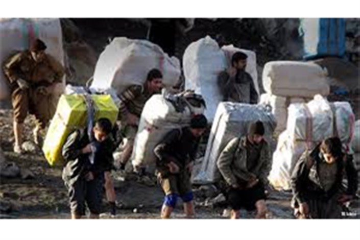  فعالیت 11 هزار خانوار در بخش کولبری کردستان/ ساماندهی ‌کول ‌بران به کجا رسید؟