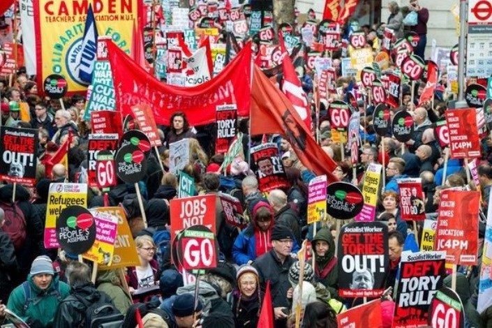 تظاهرات در انگلیس در اعتراض به خروج رسمی کشور از اتحادیه اروپا
