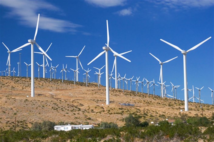 محمدنژاد: ۳۰۰۰ مگاوات نیروگاه بادی احداث خواهد شد