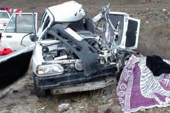 واژگونی خودروی پراید باعث تصادف زنجیره ای  در محور همدان- غار علیصدر شد 