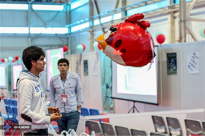 کسب مقام سوم تیم رباتیک RTL  دانشگاه آزاد اسلامی اراک در مسابقات IRANOPEN 2016