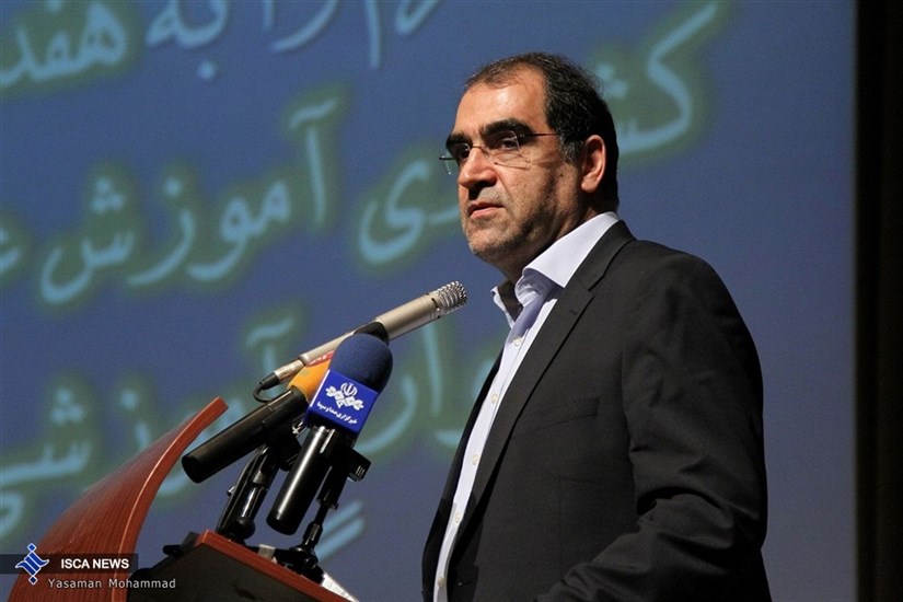 وزیر بهداشت:  متاسفم که دانشجویان ایرانی در امارات پزشکی می خوانند/آموزش پزشکی باید به سمت خودگردان شدن برود