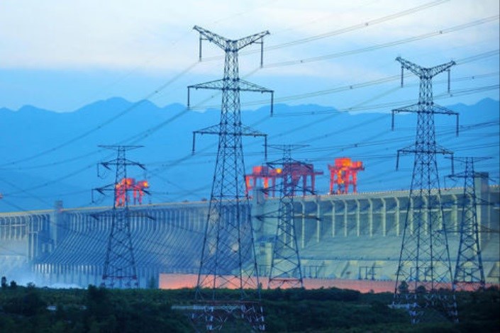 تولید بیش از 381 میلیون کیلووات ساعت انرژی در نیروگاه قم