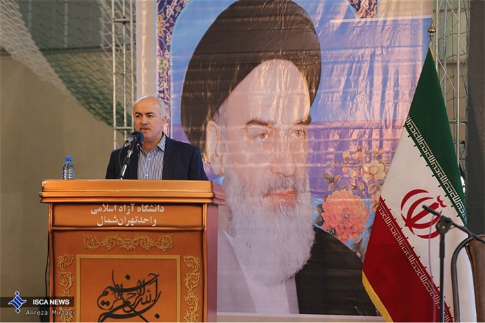 مراسم پاسداشت روز معلم در واحد تهران شمال/  تقدیر از اساتید برگزیده