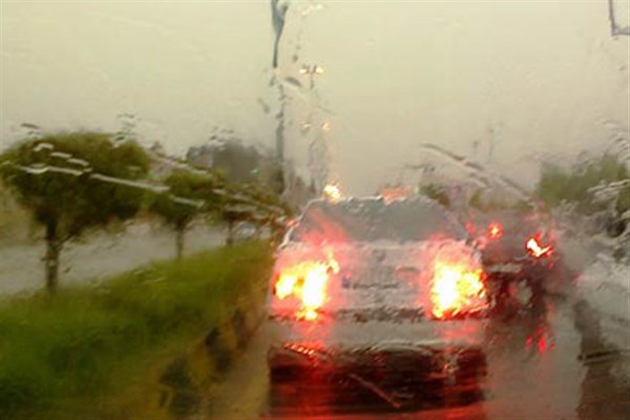  ادامه بارندگی در جاده های  ۲ استان/ ترافیک آزادراه تهران ـ کرج