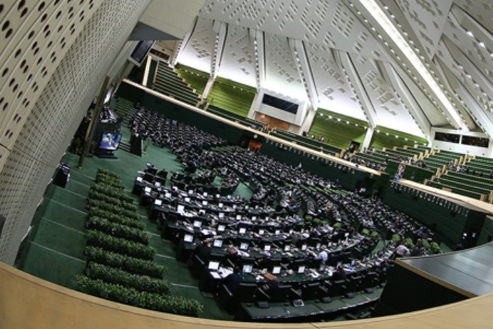 عکس های یادگاری نمایندگان مجلس نهم در آخرین جلسه 