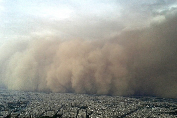 پایش اراضی استان البرز برای کاهش توفان‌های شن در تهران
