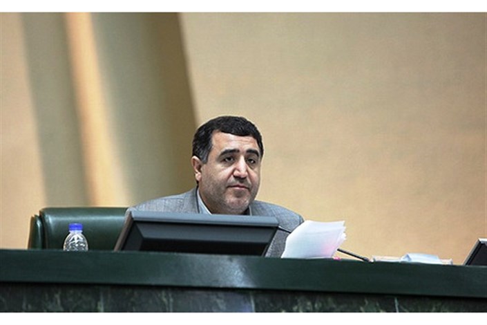 منتخب مجلس دهم: ائتلاف میان لاریجانی و عارف بعید است/ دو فراکسیون برای هیئت رئیسه لیست می دهند