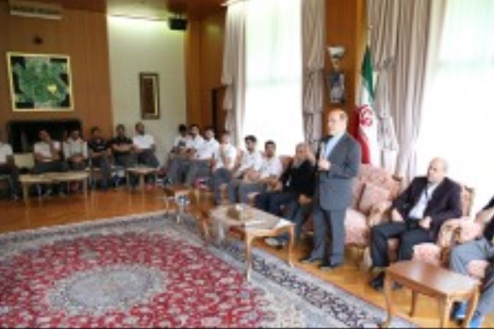 ضیافت مردان والیبال در سفارت ایران در توکیو