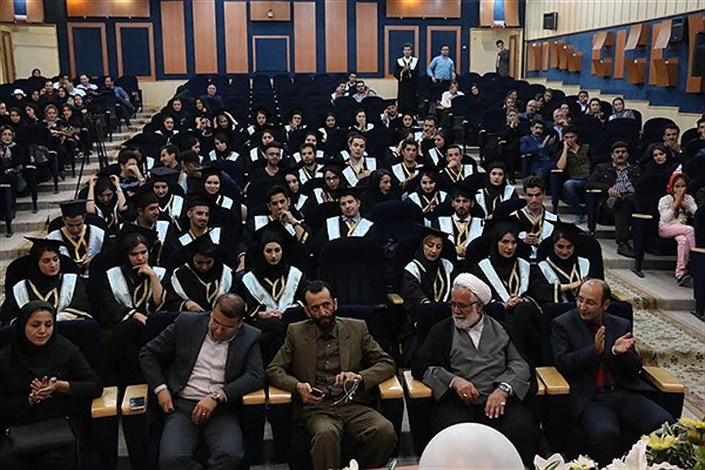برگزاری جشن فارغ‌التحصیلی دانشجویان رشته معماری دانشگاه آزاد اسلامی اردبیل