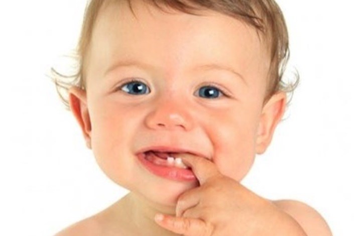 عوارض کشیدن دندان‌های شیری کودکان