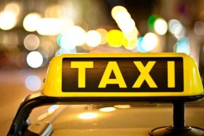 زندانی شدن دو دختر در تاکسی به خاطر 20 درهم !
