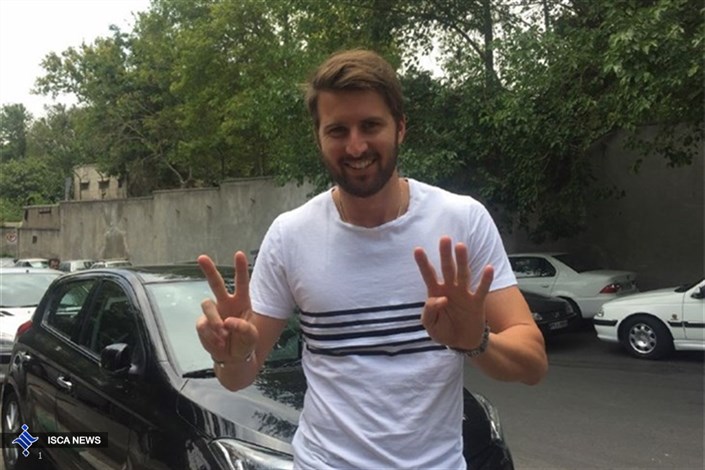 گولچ فردا به تهران می رسد/پنجشنبه به تمرین پرسپولیس می رود