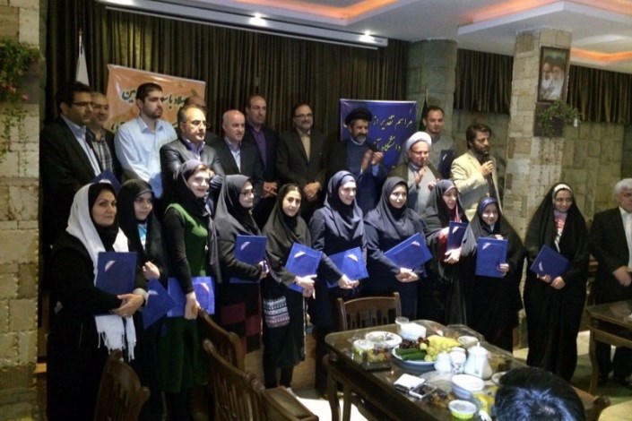 دانشجوی واحد رودهن به عنوان دانشجوی نمونه دانشگاه آزاد اسلامی استان تهران برگزیده شد