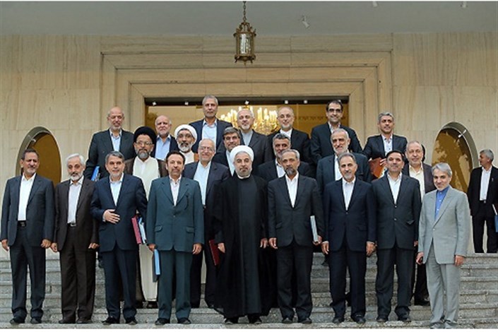 اتاق فکر دولت روحانی از چه کسانی تشکیل شده است؟ 