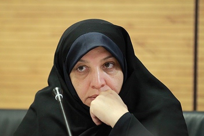 با حکم رئیس دانشگاه آزاد اسلامی یک زن رئیس دانشگاه آزاد اسلامی استان یزد شد
