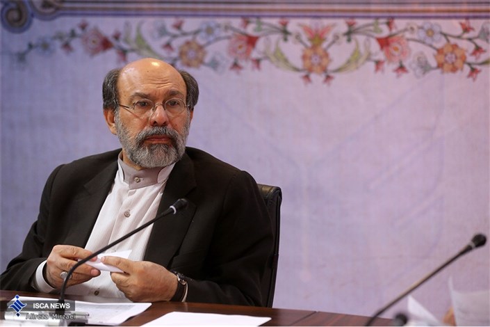 رئیس دانشگاه آزاد اسلامی عنوان کرد:  راه اندازی مجلات علمی در حوزه علوم انسانی