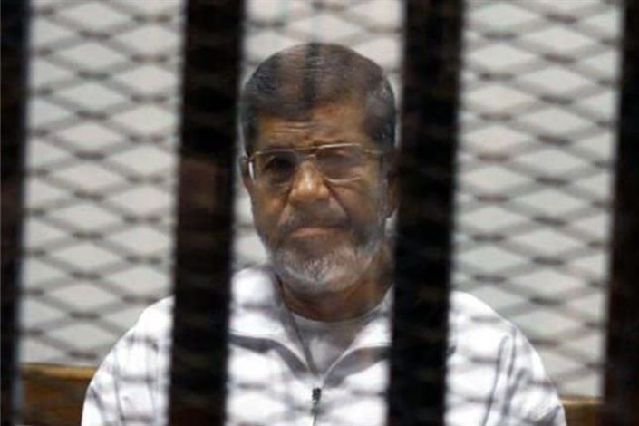 مرسی: هنوز رئیس‌جمهور قانونی مصر هستم