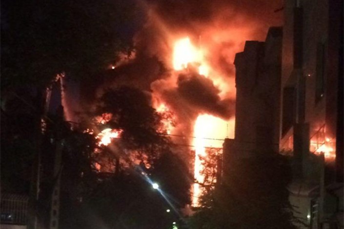آتش سوزی شدید در برج سلمان مشهد 