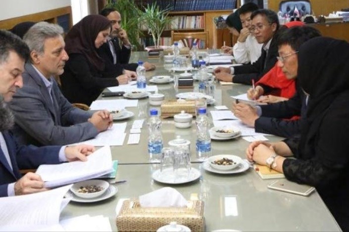 هیات عالی‌رتبه یک دانشگاه چینی از دانشگاه تهران بازدید کرد