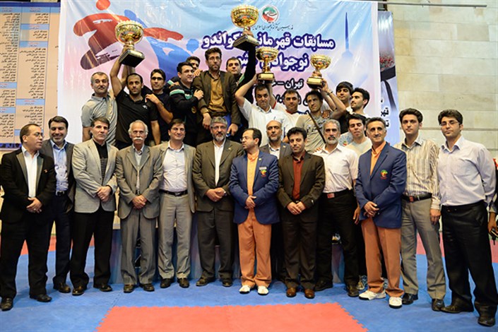 کاپ رقابت های نوجوانان با قهرمانی تهران در خانه ماند