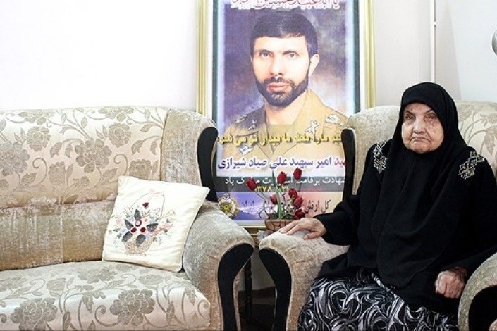 مادر شهید صیاد شیرازی دار فانی را وداع گفت 