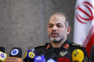 دشمن آرزوی تسلیم شدن ایران را به گور می‌برد