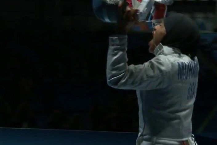 المپیک ریو 2016 : تنها زن مسلمان محجبه تاریخ المپیک آمریکا به مرحله دوم صعود کرد 