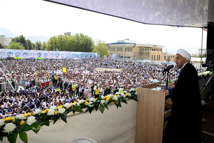 رئیس جمهوری: شاید رفع تحریم بر خلاف منافع عده ای باشد اما ملت مسرور است/ رشد اقتصادی کشور به 4.4 درصد رسید