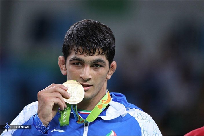 کُشتی همه زندگی من است/ همیشه دغدغه ادامه تحصیل داشتم و دانشگاه آزاد اسلامی آن را برآورده کرد