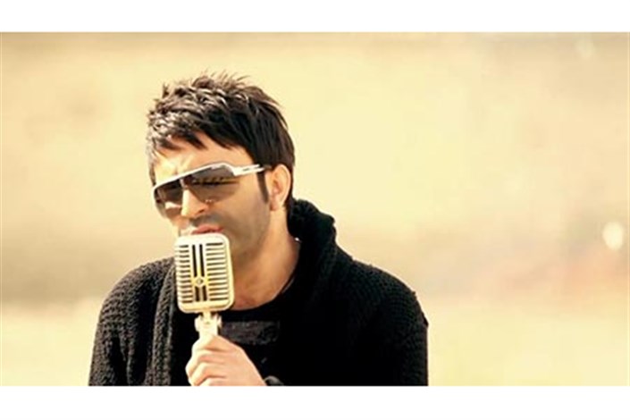 علی لهراسبی ترانه‌ای از روزبه بمانی را خواند/ «بعد تو یه آدم دیگه شدم»