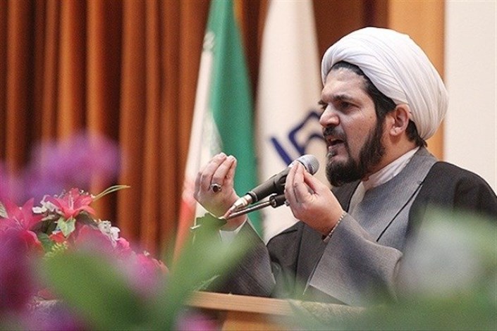 نماینده رئیس دانشگاه آزاد اسلامی در هیات نظارت بر تشکل‌های اساتید قم منصوب شد