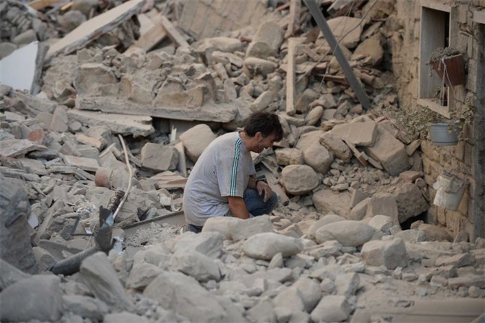 شمار کشته شدگان زلزله ایتالیا به 281 نفر رسید/378 نفر تحت درمان قرار گرفتند/تصاویر