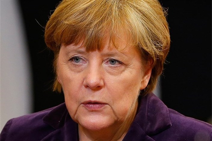 مرکل: نبرد با داعش، خطر حملات تروریستی را در آلمان افزایش می‌دهد