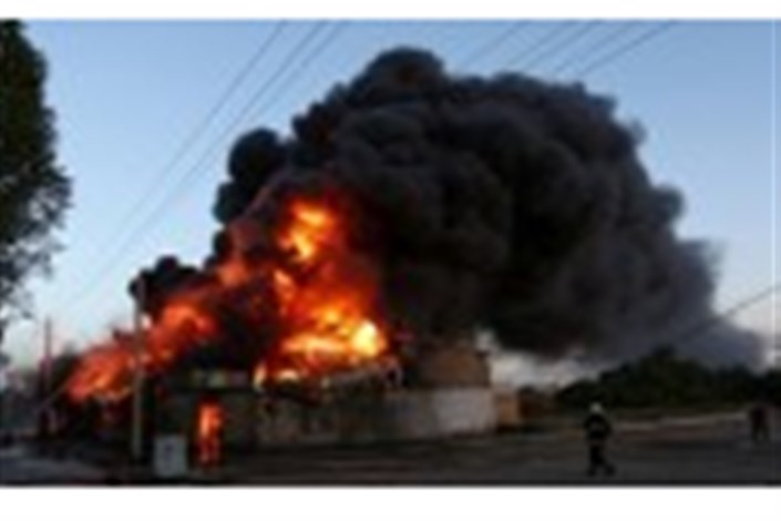  انبار کارخانه روغن در آتش سوخت/ سوختگی شدید 7 نفر
